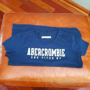 Woman's Abercrombie Tshirt, size XL